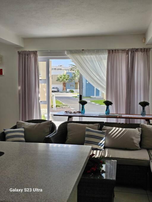 Waterfront C15 Swakopmund Apartment Luaran gambar